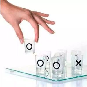 JOGO DA VELHA COM COPOS DE DRINK 10 PEÇAS REDSTAR 